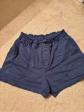 Eddie Bauer Women's Everyday Shorts, M